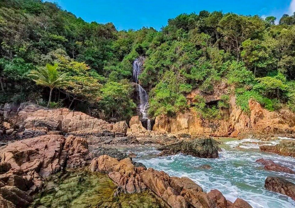 Cuaca panas dapat berendam kat sini memang best