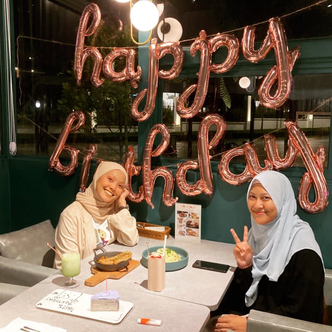 Kafe Rumah Kaca ini sesuai untuk meraih hari istimewa anda.