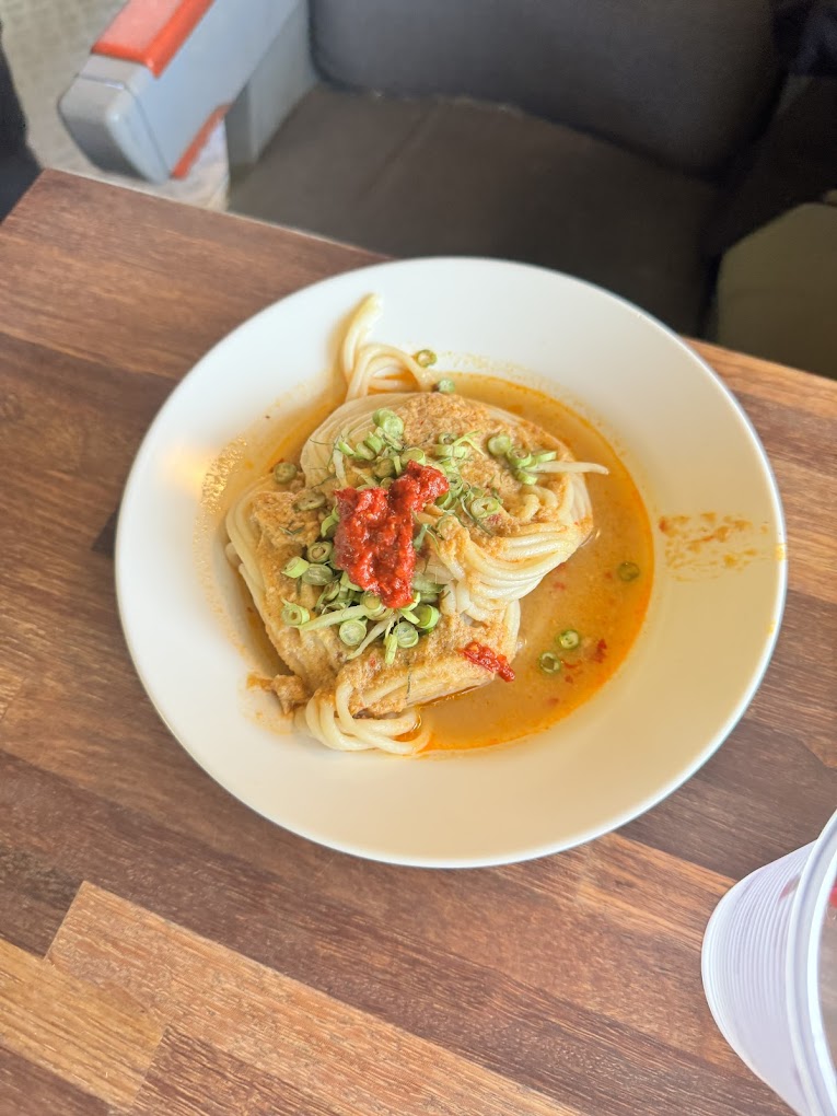 Ini rupa laksa pahang, sangat berbeza dari penang