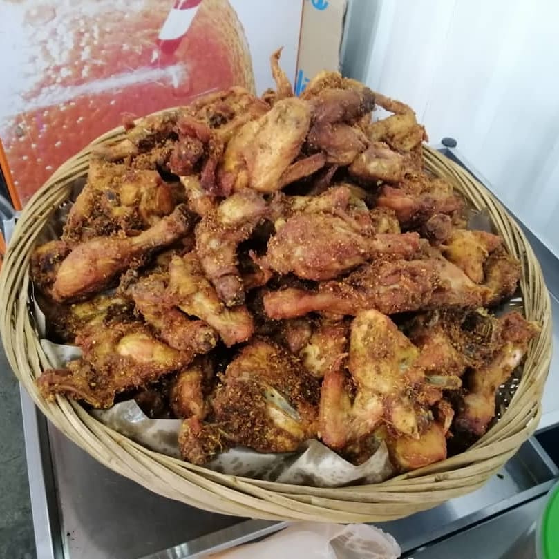 Ayam goreng