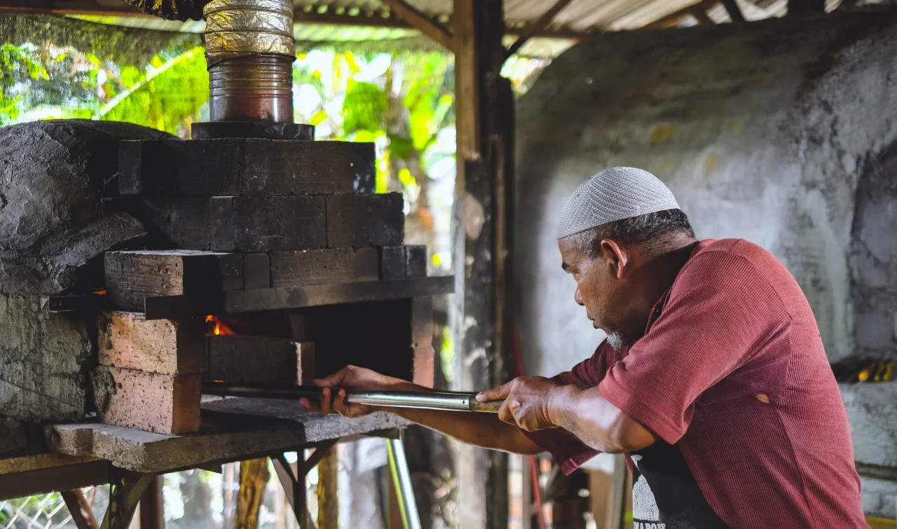 Sedang membakar pizza