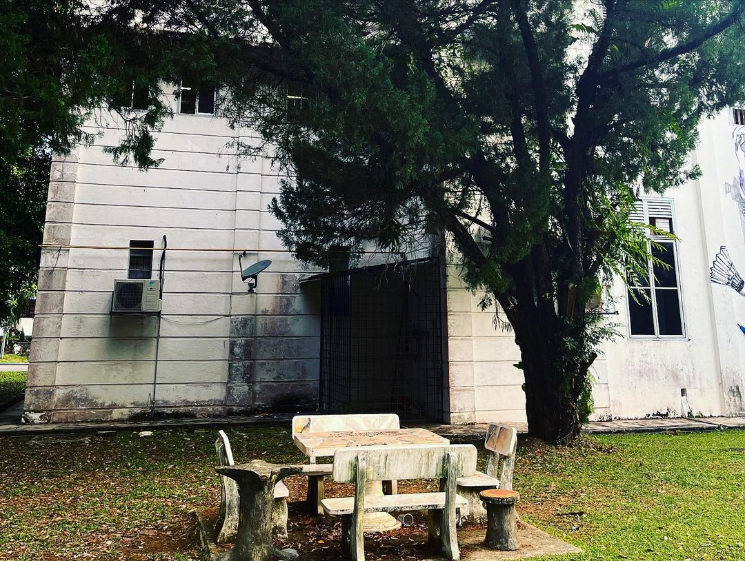 Kawasan persekitaran sekolah 