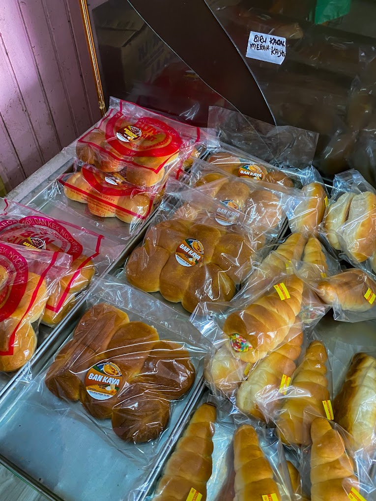 Roti yang dihasilkan di sini berkualiti tinggi tau