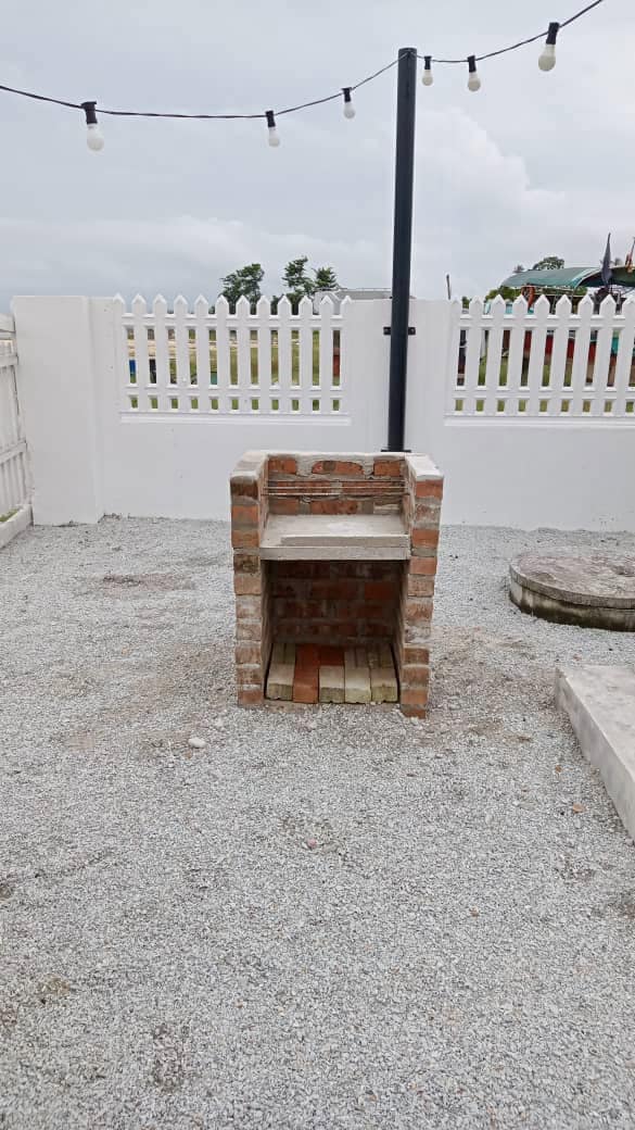 Tempat BBQ yang disediakan