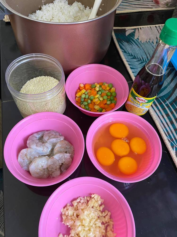 Bahan-Bahan Nasi Goreng Udang
