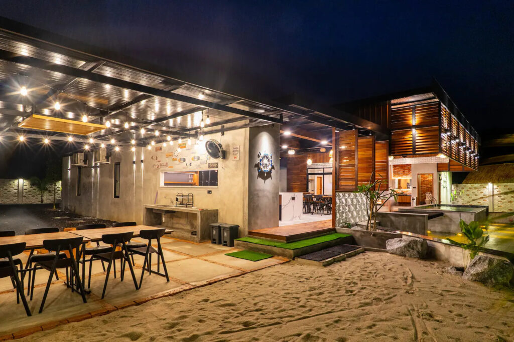 Suasana Pada Waktu Malam