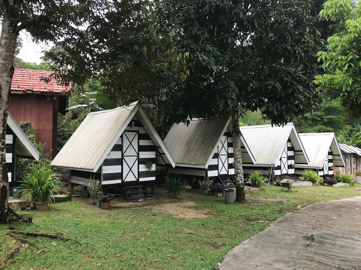 Tidak kisah sama ada anda datang beramai-ramai atau pasangan, mesti ada Chalet yang sesuai