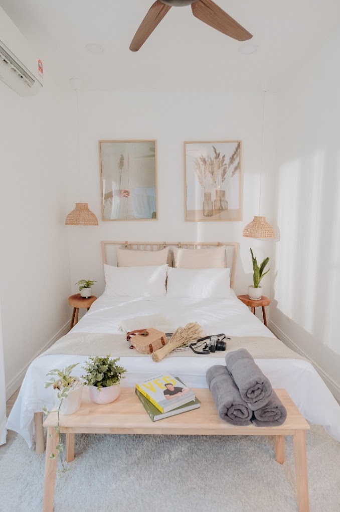 Setiap bilik dihiasi dengan pelbagai kelengkapan cukup selesa