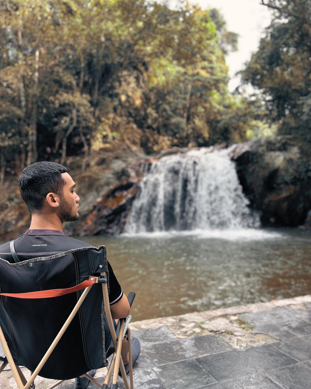 Rekreasi Air Terjun Serendah