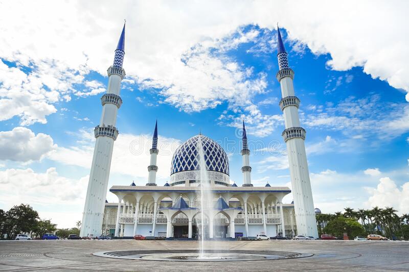 masjid sultan salahuddin
