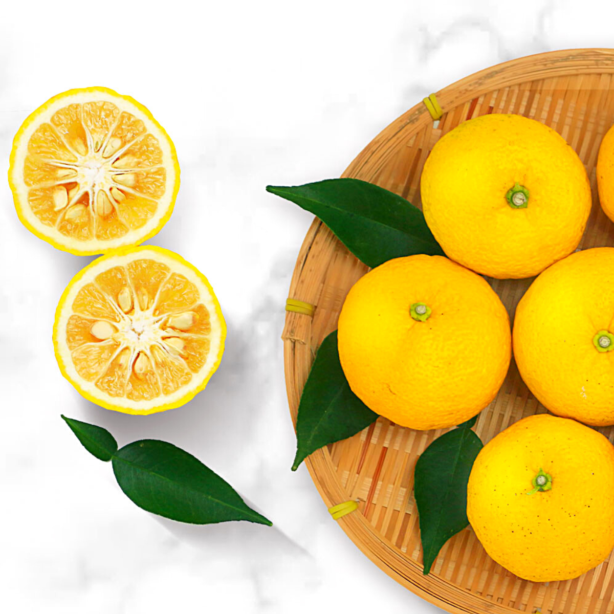 Ekstrak Yuzu Jepun juga boleh membantu dari segi anti penuaan, meregangkan kulit, mengurangkan garis halus dan kedutan