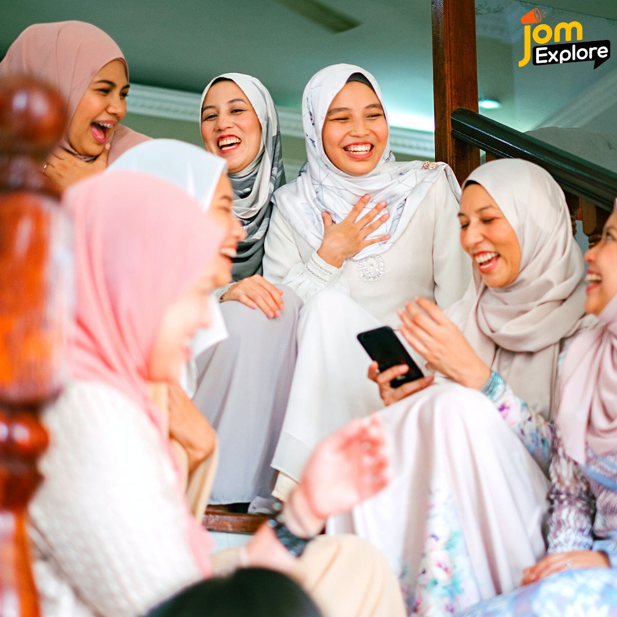 Barulah Meriah Ofis Dengan Baju Raya Korang Tu