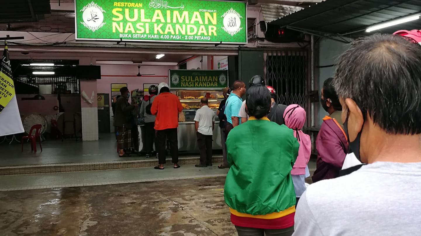 Datang Awal Tau Kalau Tak Korang Confirm Beratur Panjang