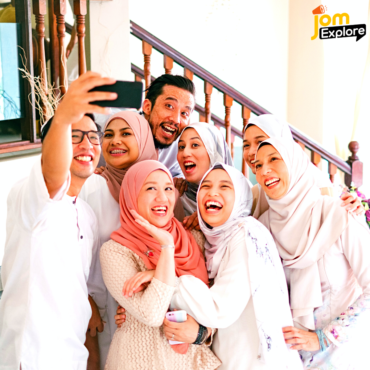 Baju Raya Mahal Tu Takkan Pakai Sekali Je Kut?