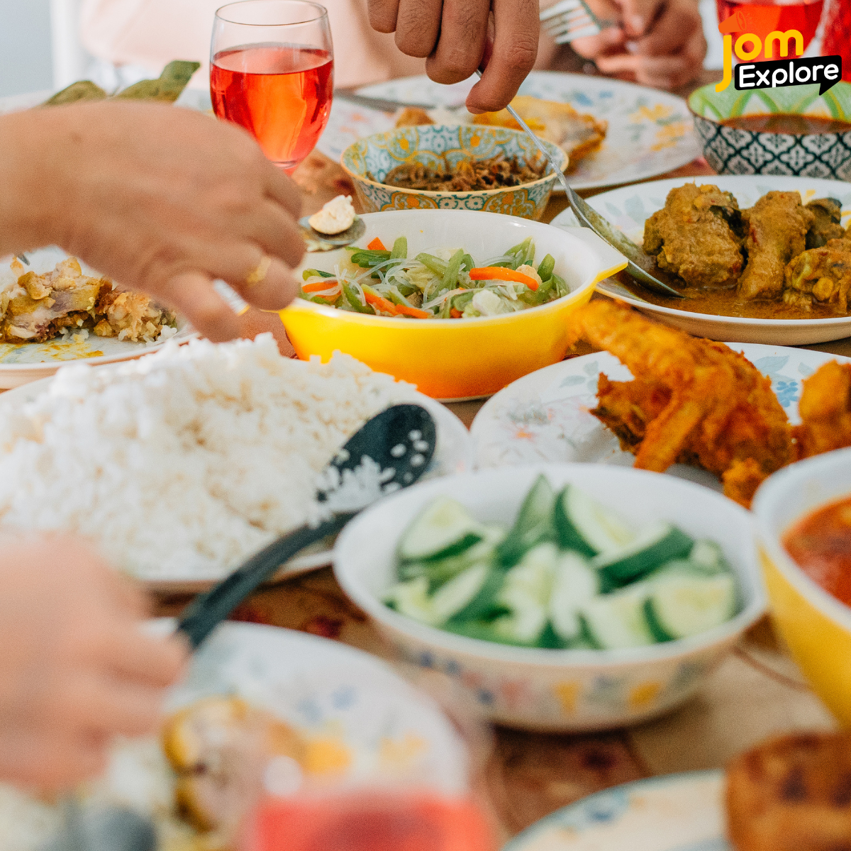 Waktu Berbuka Ni Memang Seronok Lagi-Lagi Dapat Makan Makanan Fav Kita