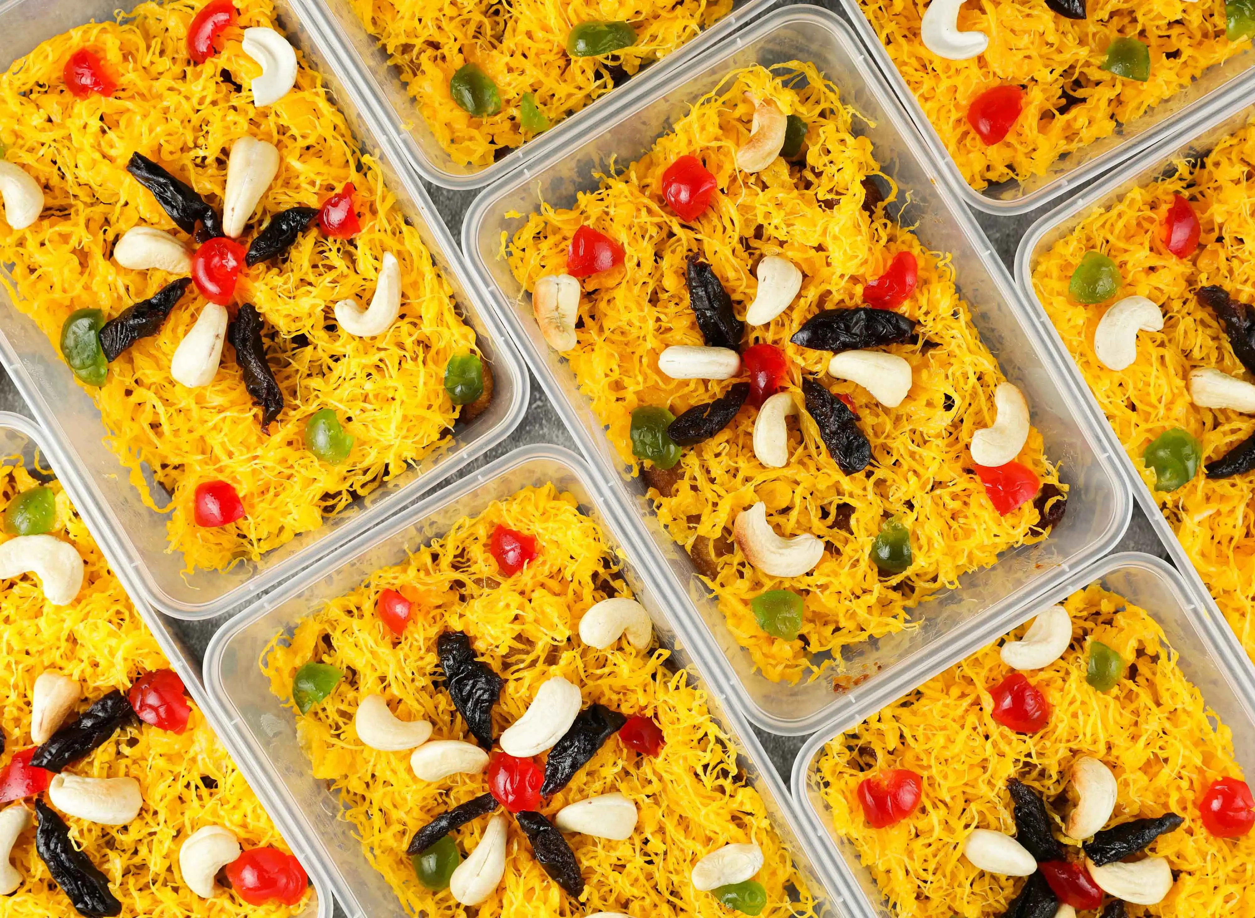 Puding Diraja mempunyai pelbagai topping