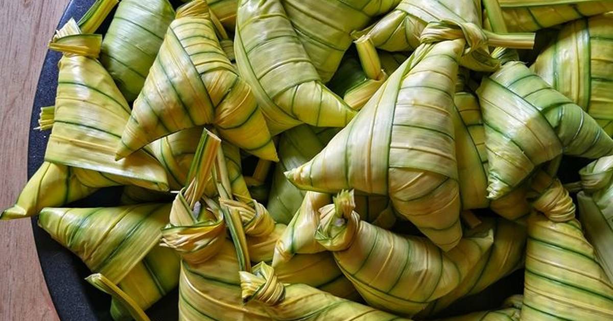 Rupanya Bukan Senang Nak Buat Ketupat Ni Tau