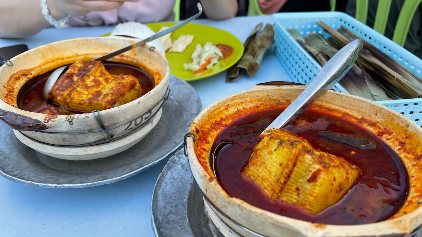 Kuah Merah Pekat Macam Tu Memang Nikmat