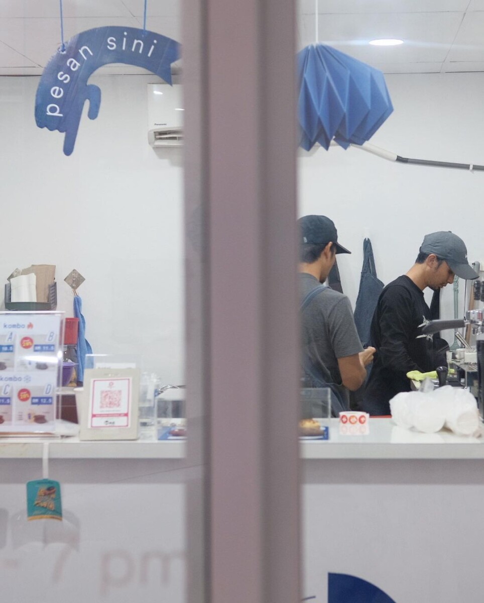 Nak Tunggu Di Luar Pun Boleh Tau Jangan Risau!