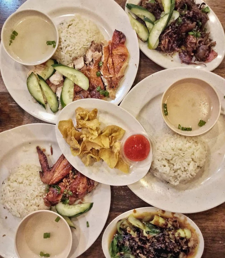 Terliur Tengok Nasi Ayam CRG Memang Sedap Tau!