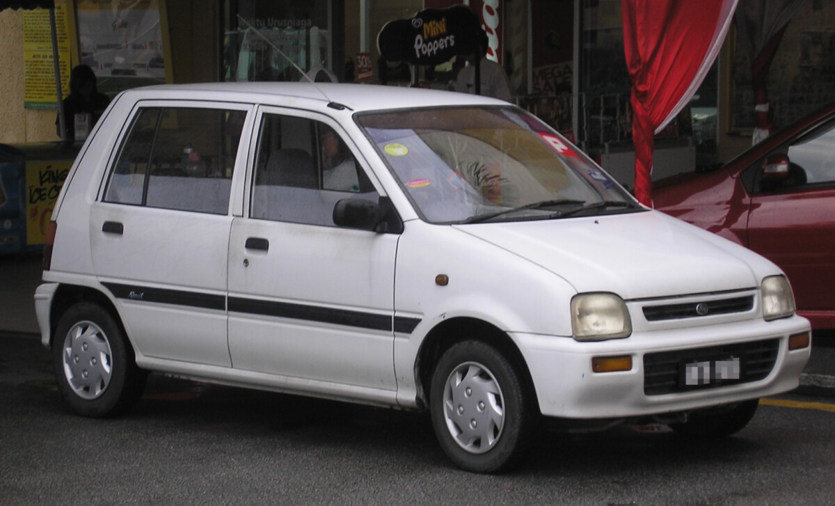 Siapa Je Tak Pernah Pandu Kereta Comel Ini?