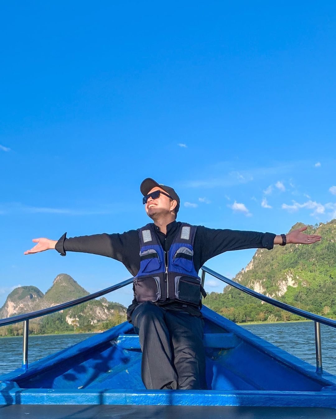 Seperti Korang Berada Dalam Masa Sendiri!