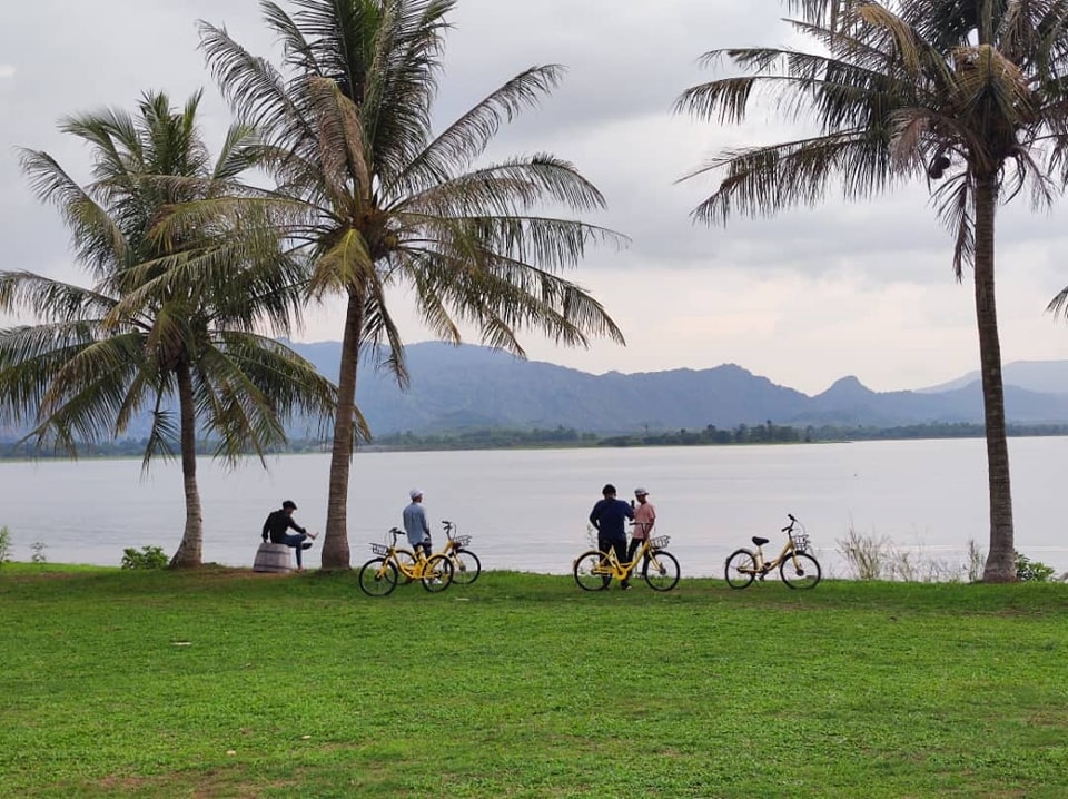 Korang Boleh Sewa Basikal Dan Pusing Satu Tasik Tau