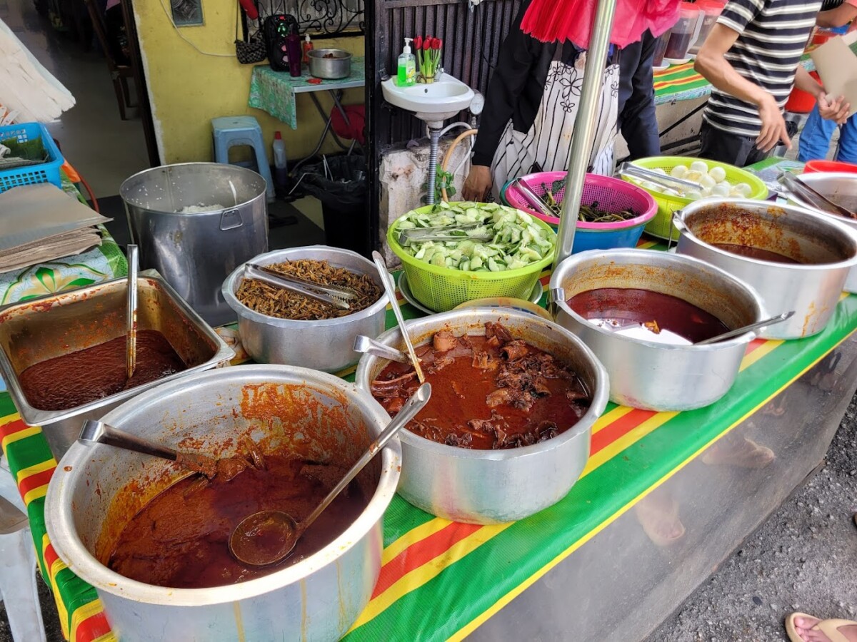 Lauk Semua Panas & Dimasak Dengan Sempurna. Korang Tinggal Pilih Je