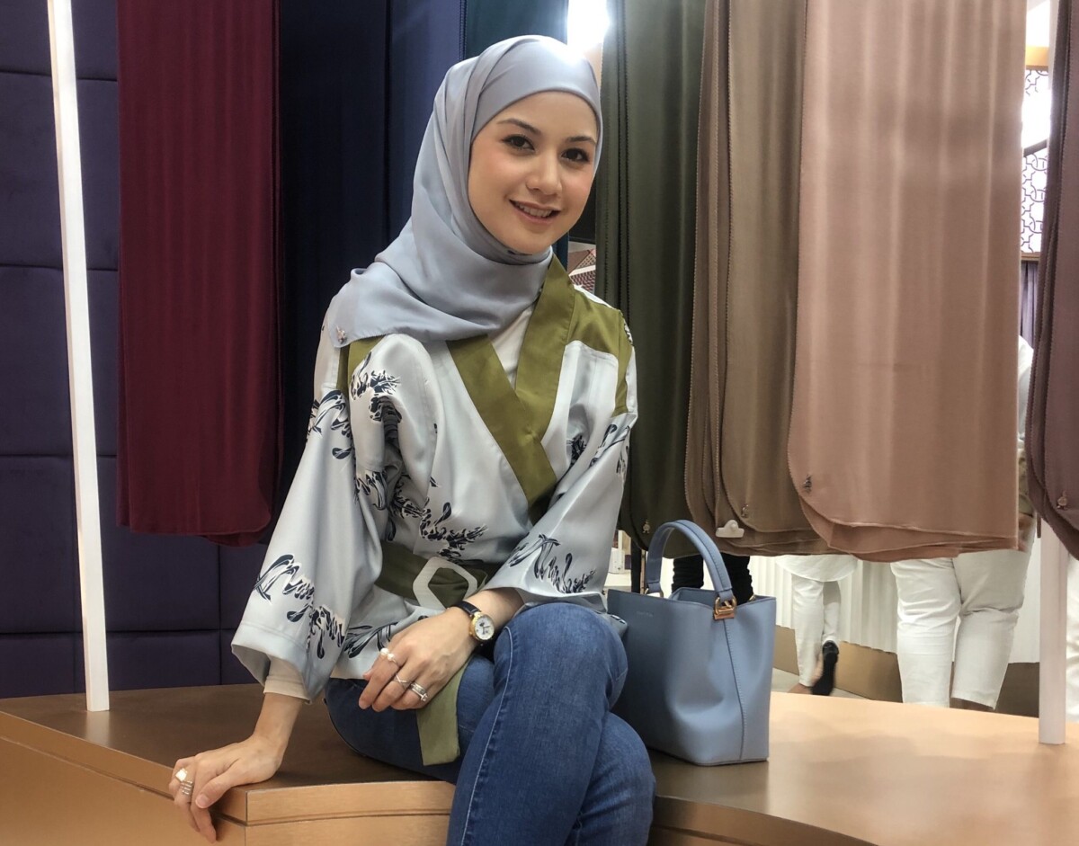 Gadis lembah klang lebih moden dan urban