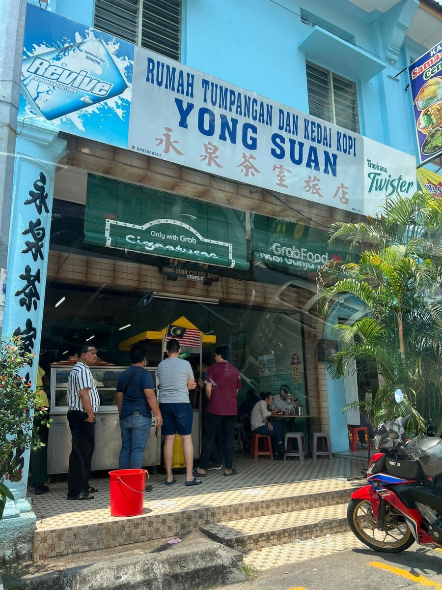Sampai Bandar Ipoh, Wajib Singgah Ke Kedai Kopitiam Ni