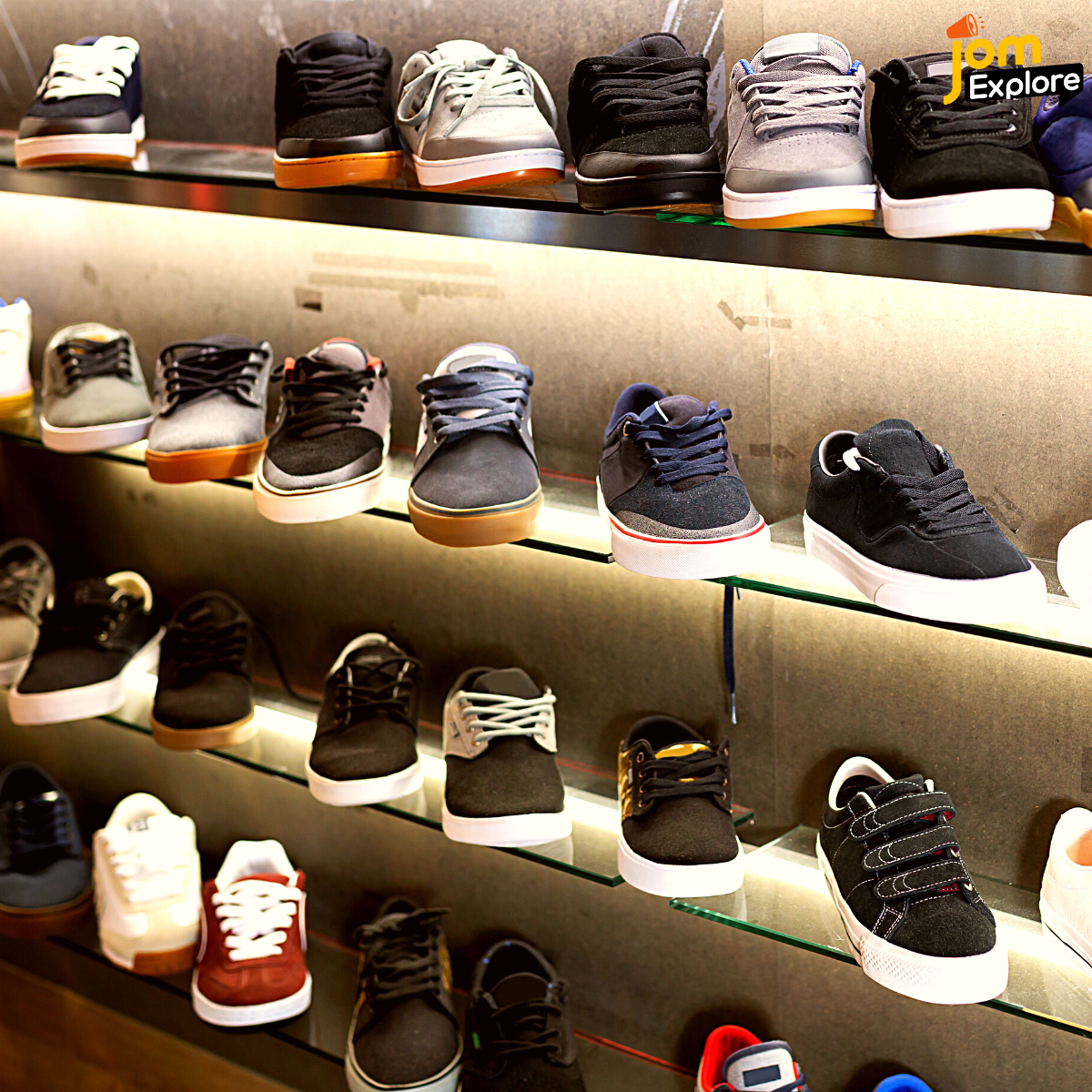 Lelaki Memang Sebenarnya Banyak Kasut Tau