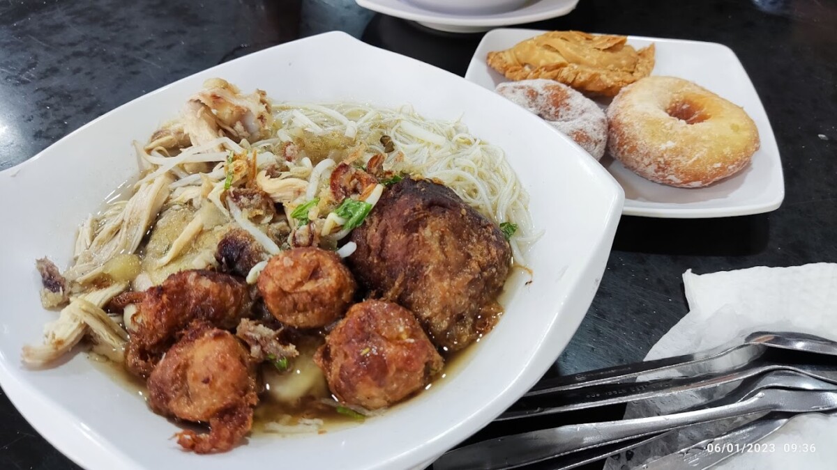 Selain Daripada Nasi Campur, Soto Pun Digemari Ramai