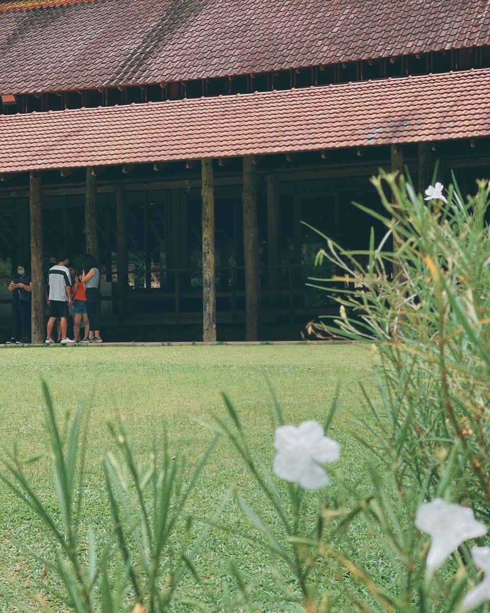 Permandangan Yang Cantik Menjadi Tarikan Utama Di Kafe Ni