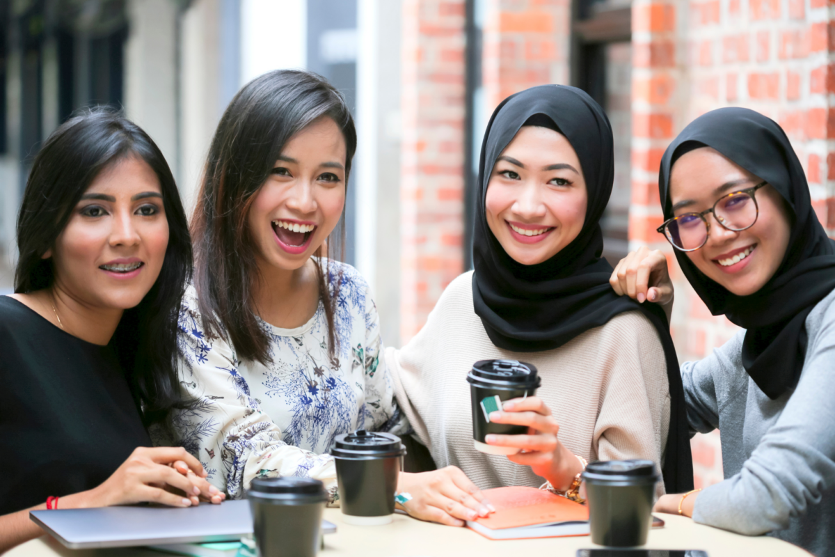 Wanita Malaysia mempunyai personaliti, ciri-ciri dan rupa yang menarik