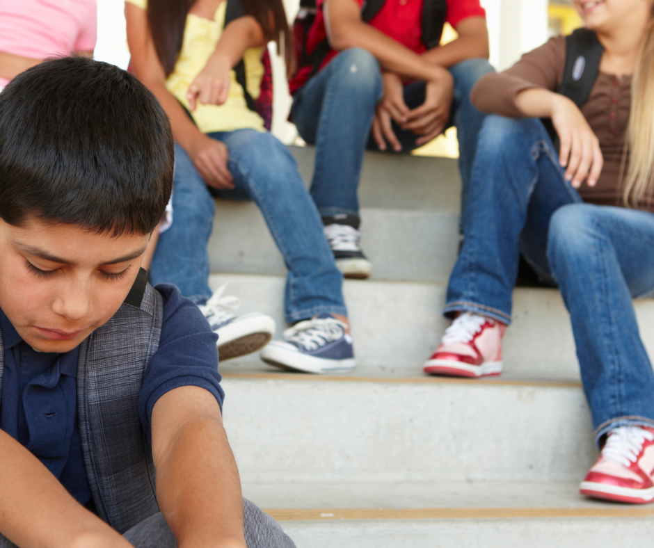 Melihat pergelutan antara ibu bapa mereka, yang menyebabkan mereka merasa tidak berdaya.