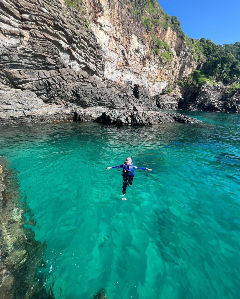 Hidden gems in Kapas Island.