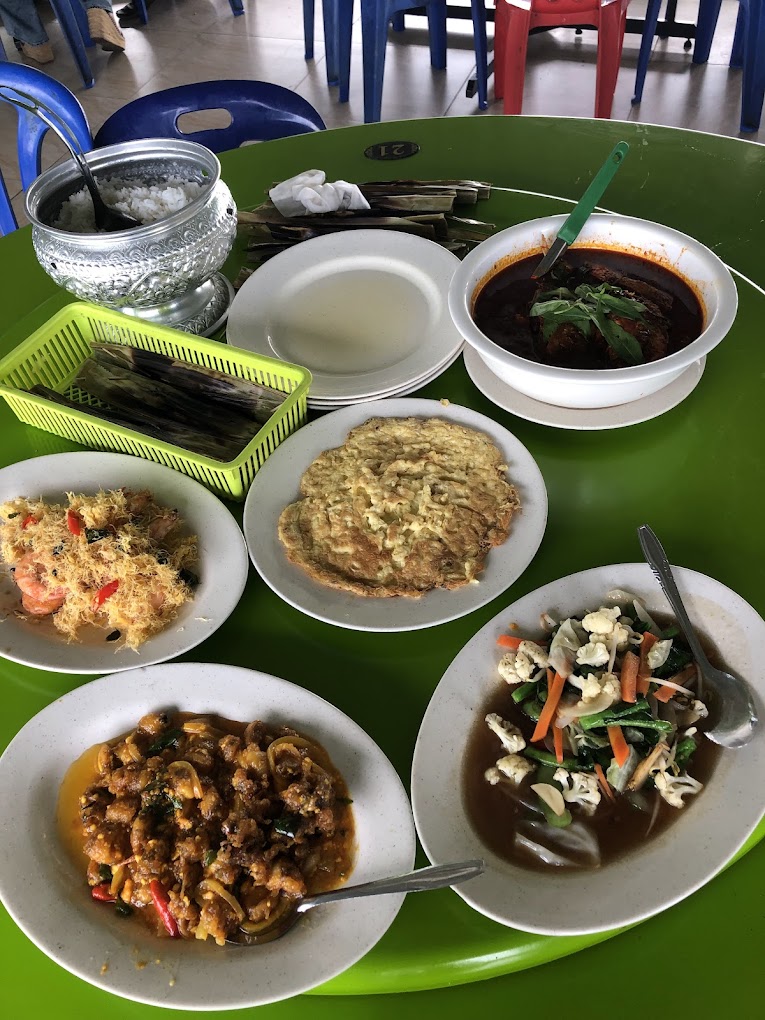 Selain itu, nak cari asam pedas terbaik di Johor? Singgah sini