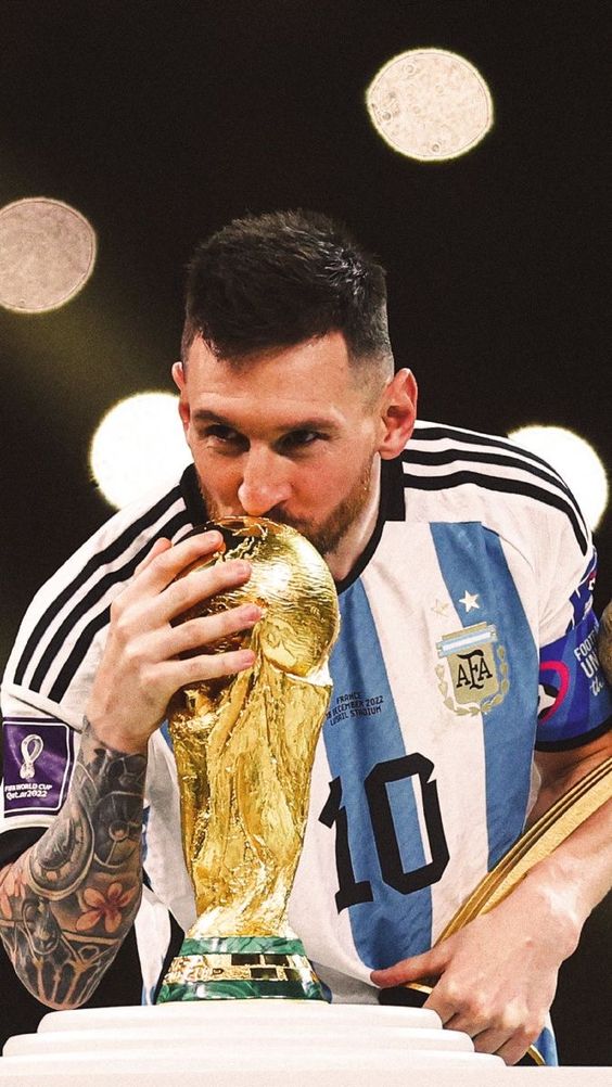 Beliau Turut Menjadi Pemain Yang Pernah Menang Piala Dunia