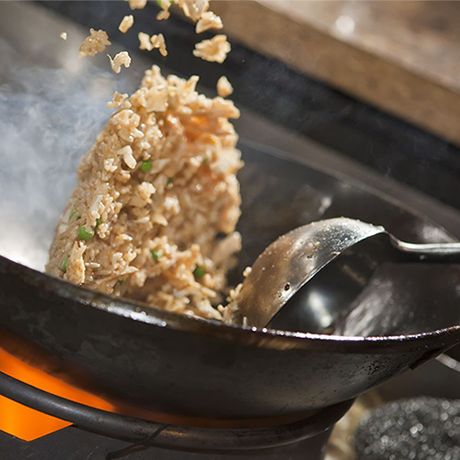 Kena Pakai Api Besar Untuk Hasilkan Wok Hei!