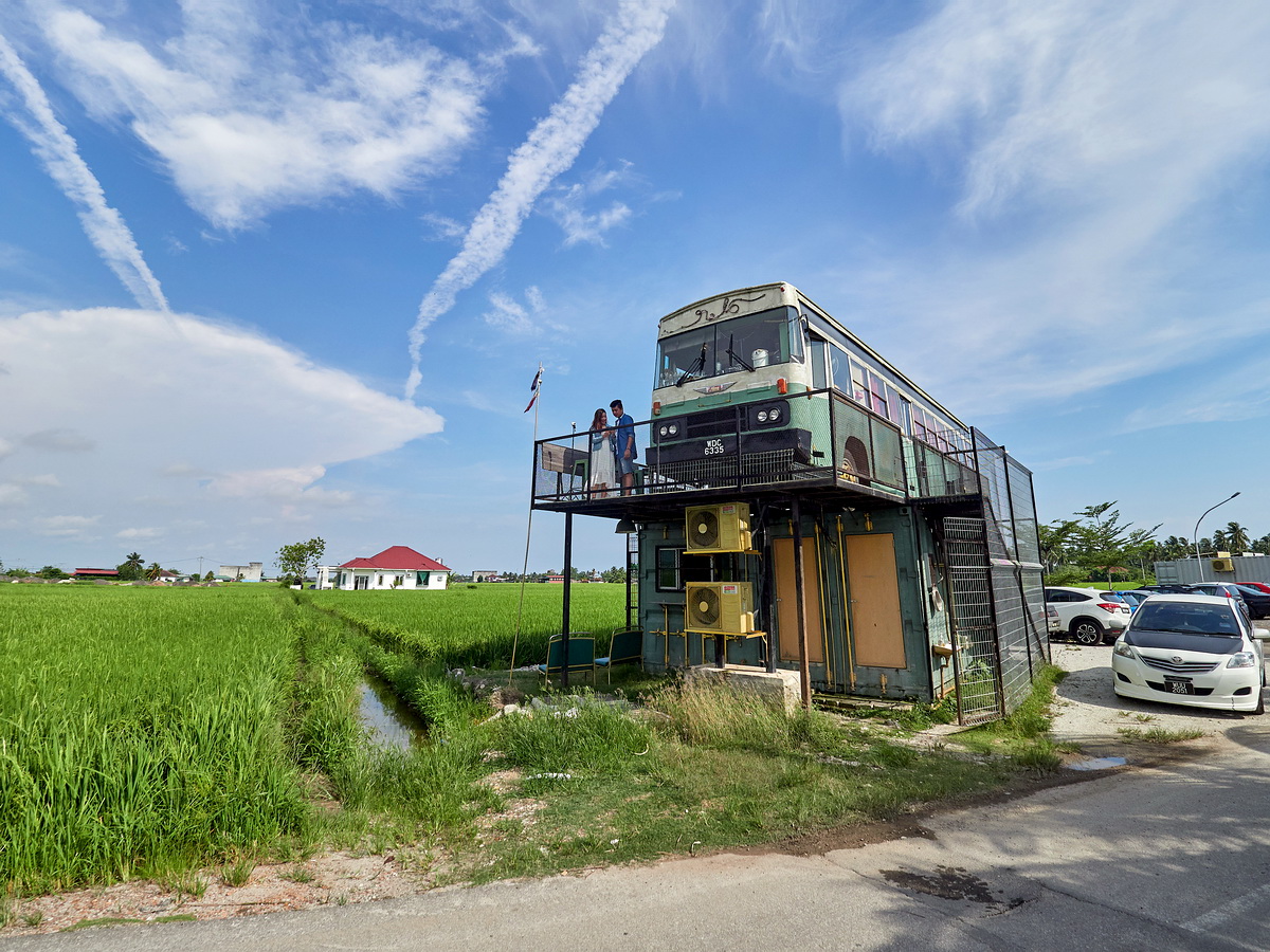 Antara kafe yang paling unik di Sekinchan,