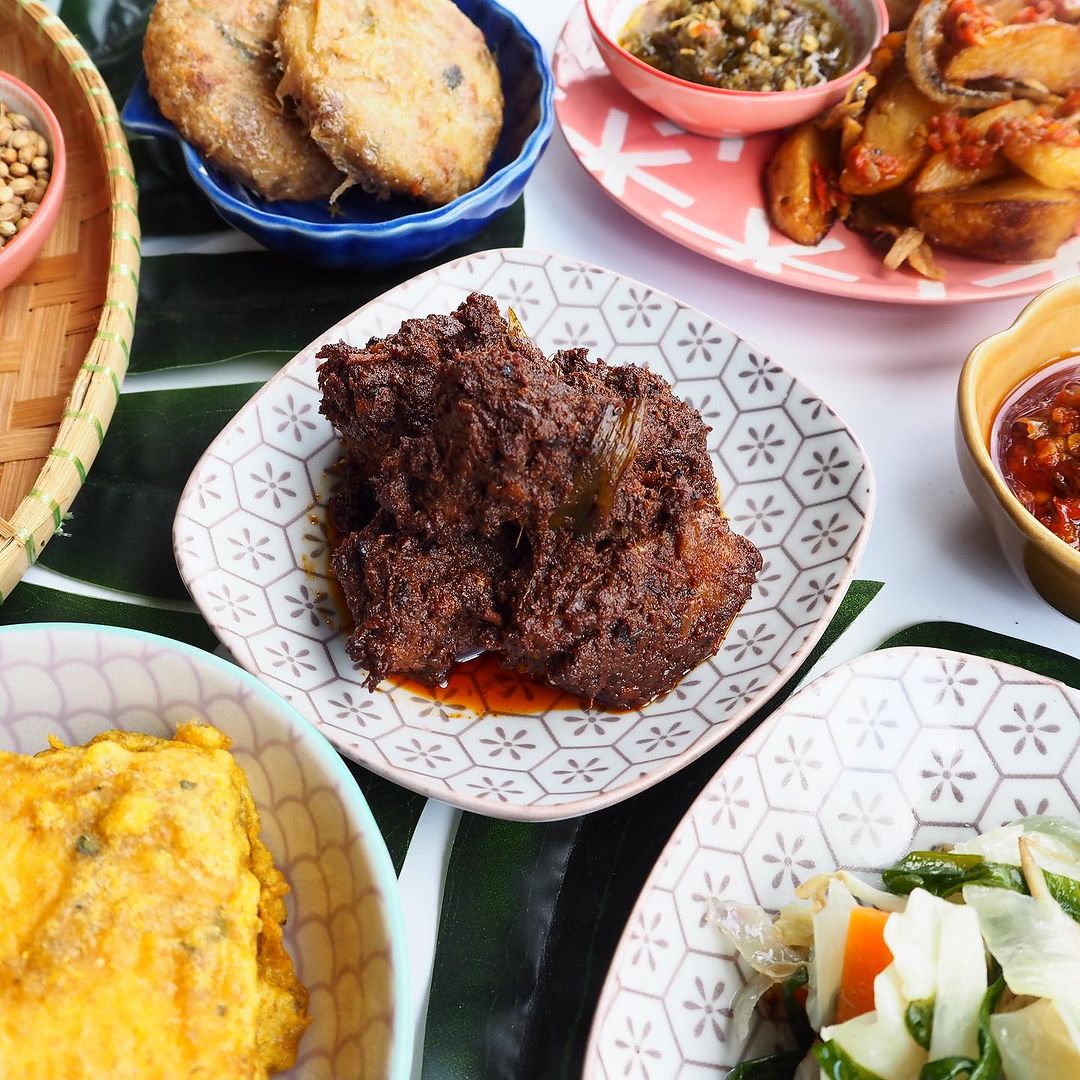 Rendang Minang berbeza daripada rendang kita tau!