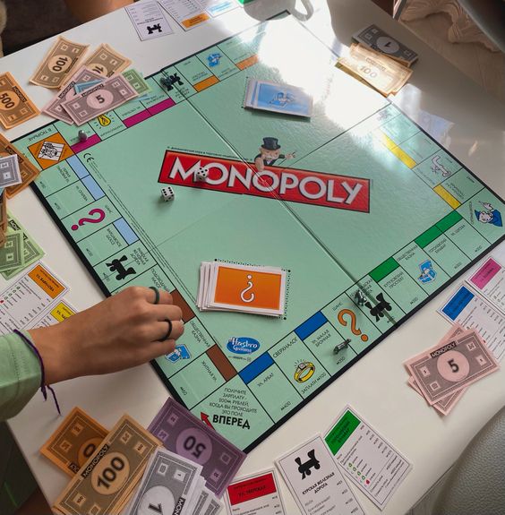 Antara board game paling popular dan terkenal