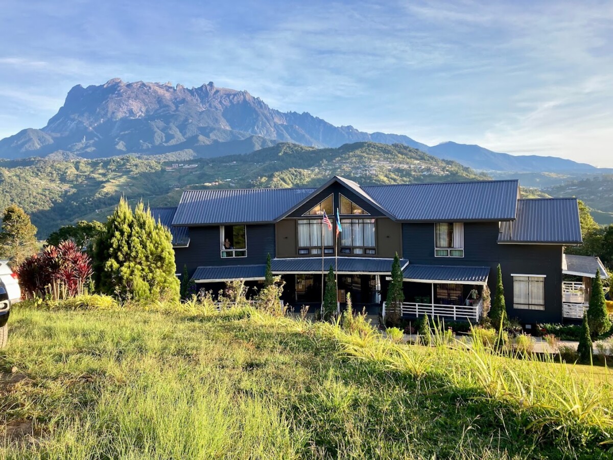 Hounon ridge homestay dari bahagian luar, sememang satu homestay yang indah di Kundasang Sabah.