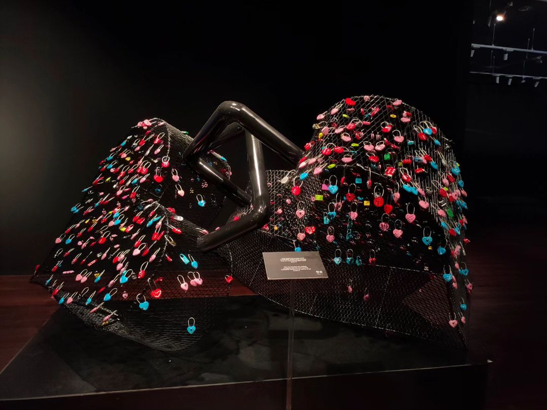 Karya-karya yang penuh dengan emosi.