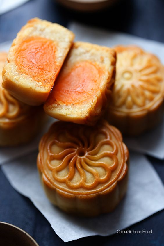 Kuih tradisional ini amat penting dalam budaya orang Cina