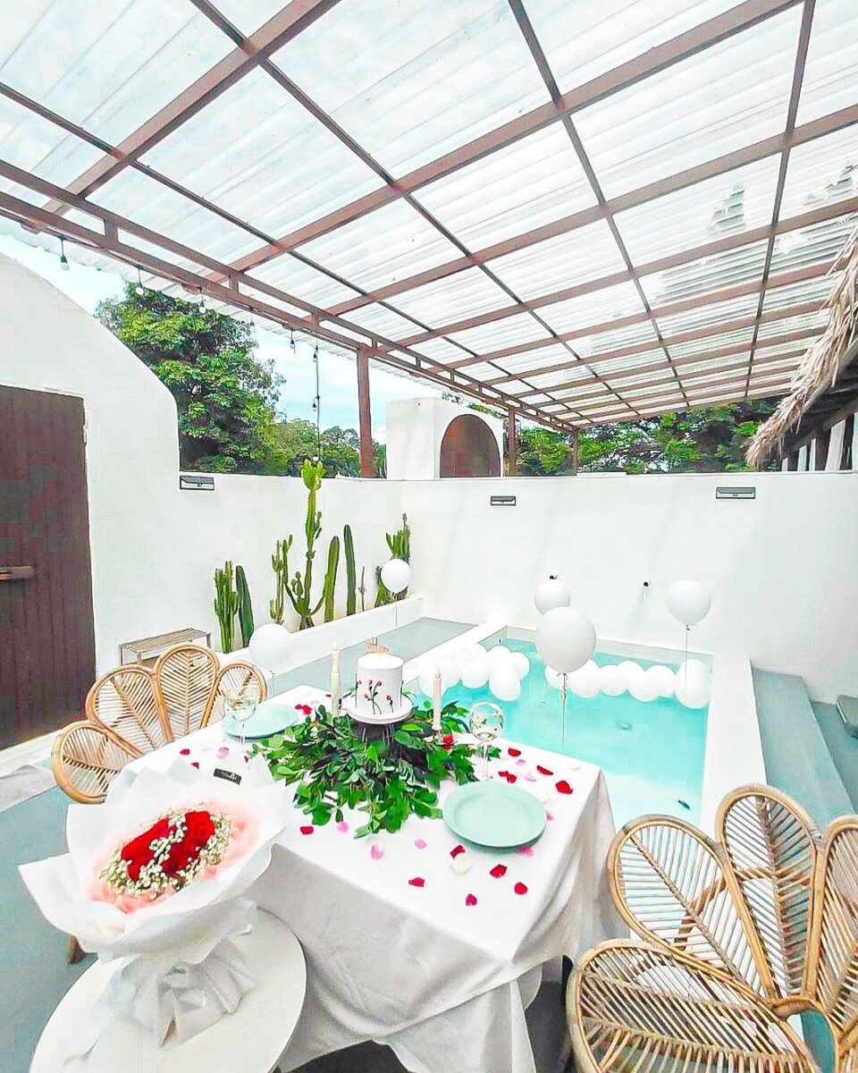 Tempat eksklusif dengan vibe Santorini di Terengganu!