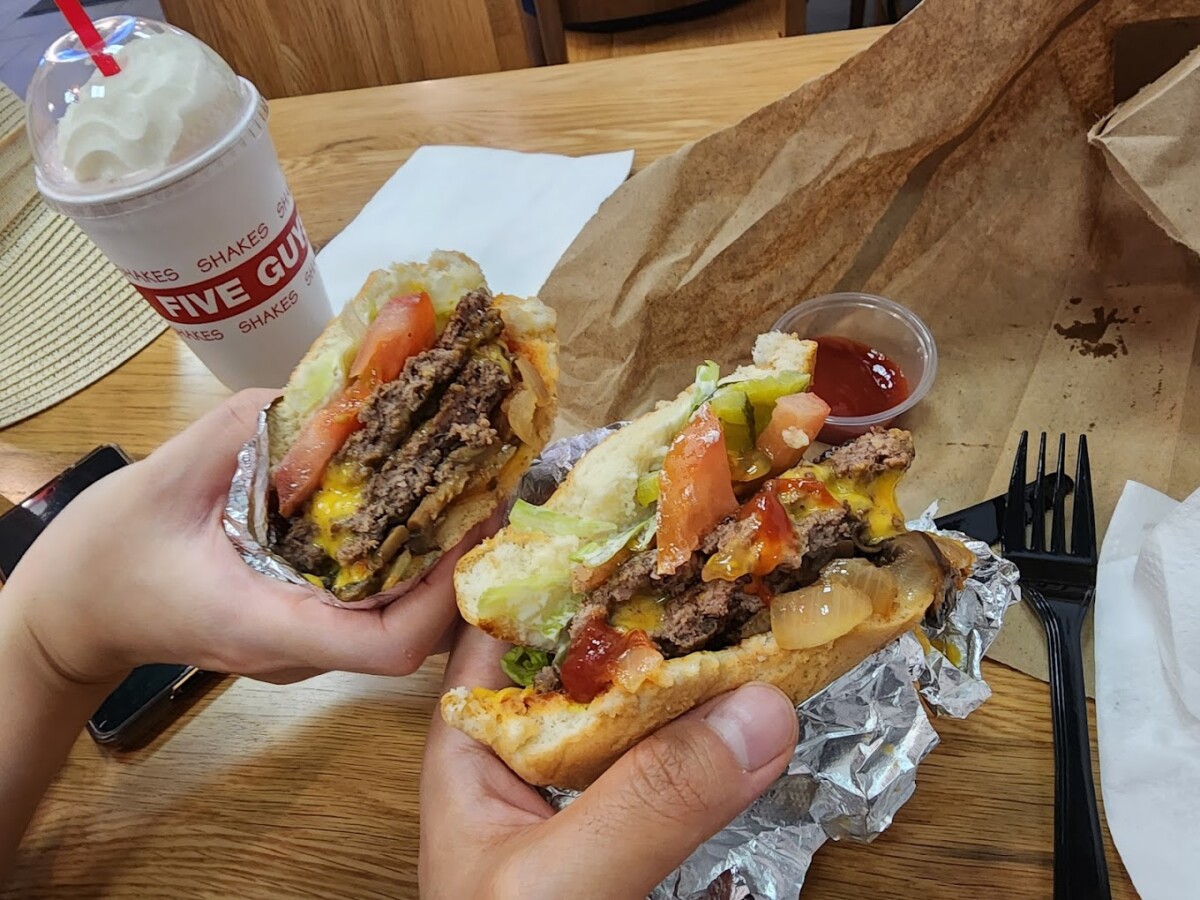 Saiz burger sahaja sudah cukup untuk kenyangkan dari pagi ke malam