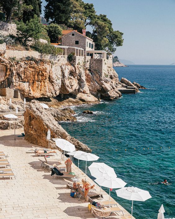 Berlapangkan Laut Adriatik, Croatia menyediakan permandangan sungguh menakjubkan