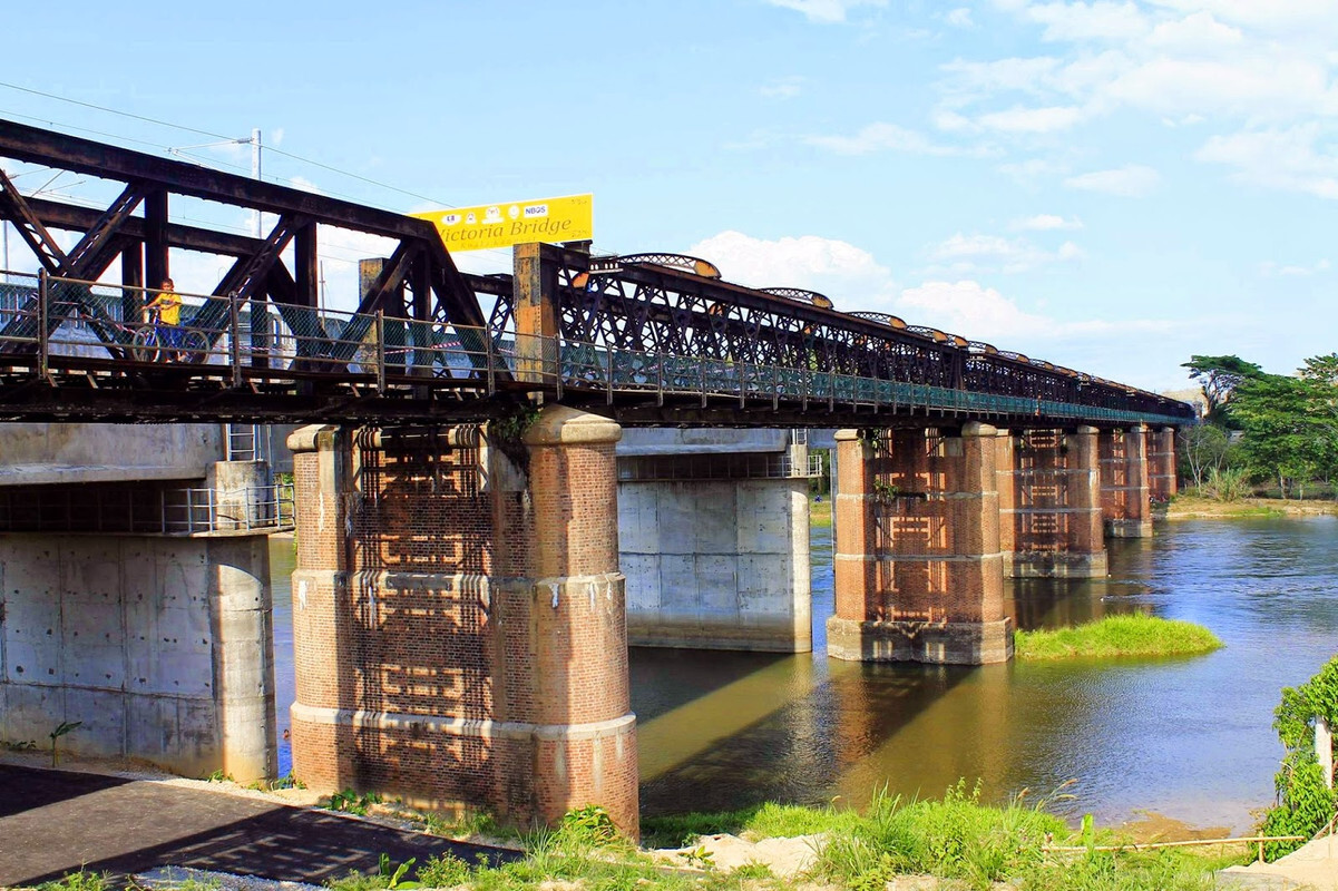 Meskipun tidak lagi beroperasi, ia mengekalkan daya tarikan sebagai lokasi menarik di atas landasan keretapi.