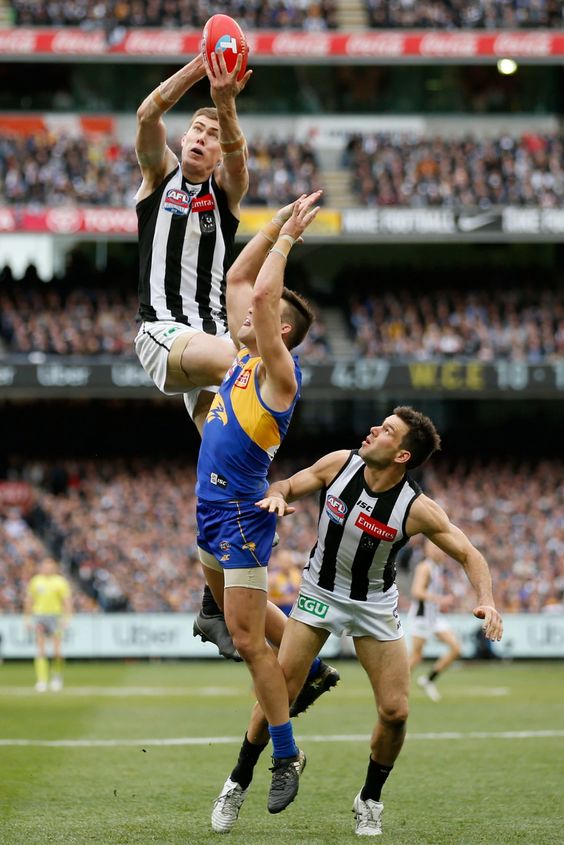 Australia Rules Football merupakan sukan paling popular di Australia